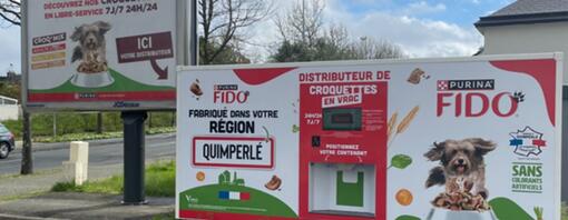 PURINA teste en Bretagne son premier distributeur automatique de croquettes en vrac avec Vraco-distribution